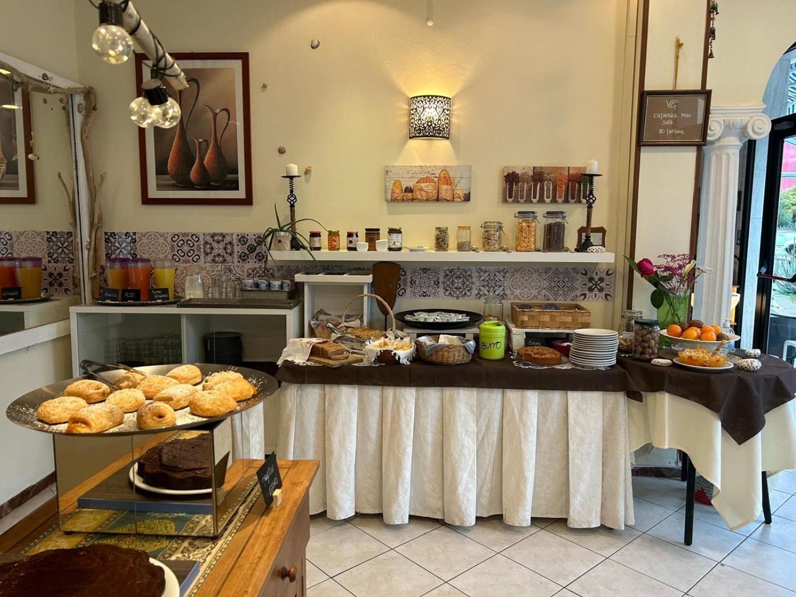 Bed And Breakfast Villa Giovanna 리미니 외부 사진
