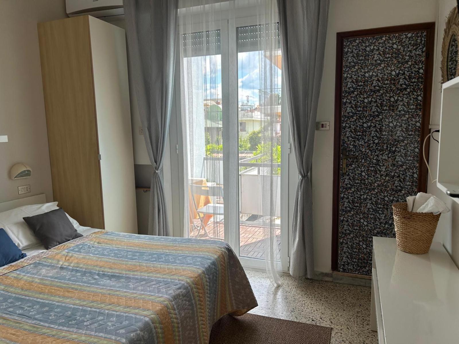 Bed And Breakfast Villa Giovanna 리미니 외부 사진