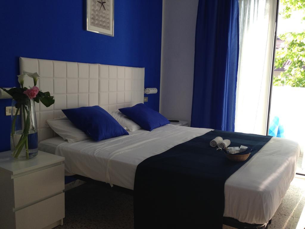 Bed And Breakfast Villa Giovanna 리미니 외부 사진